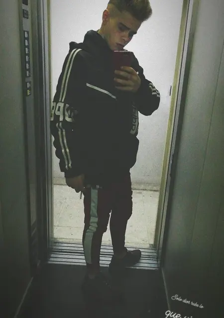 Yogurin из Барселоны, мне 23, познакомлюсь на одну ночь