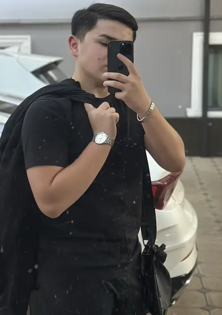 Я Nursultan, 20, из Шымкента, ищу знакомства без обязательств