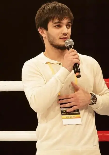 Amir из Аджман, ищу на сайте знакомства на одну ночь