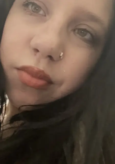 Вікторія з Кривого Рогу, мені 20 років, познайомлюсь без зобов'язань