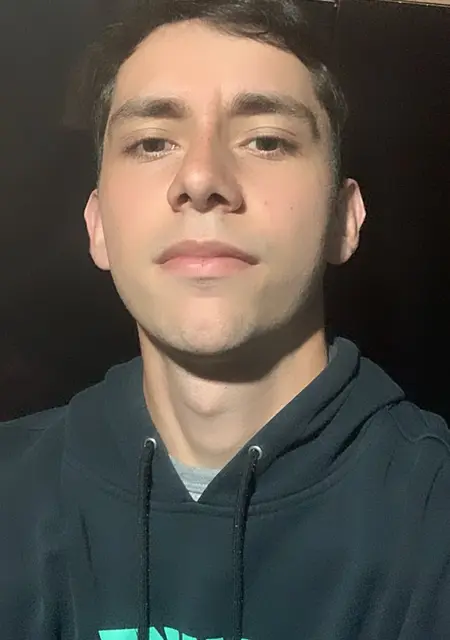 Я Maike, 25, из Венансиу Айрис, ищу знакомства на одну ночь