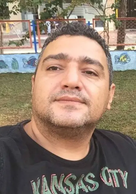 Я Battal, 44, знакомлюсь на одну ночь в Эдессущих