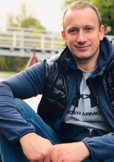 Олег з Кропивницького, шукаю на сайті дружбу