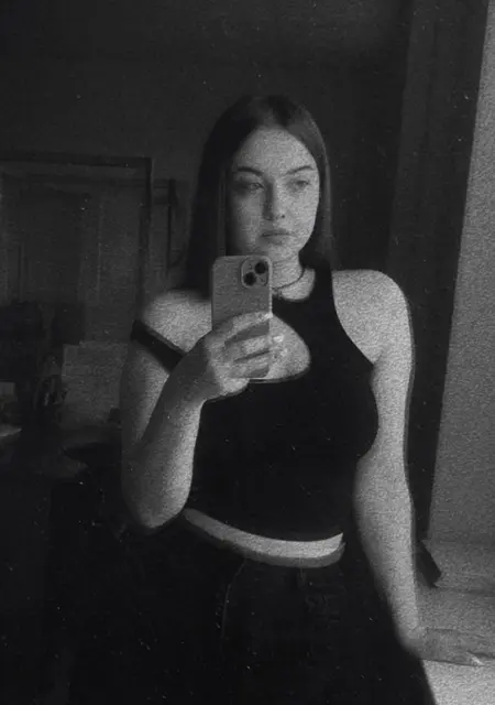 Я Юлия, 24, из Минска, ищу знакомство для приятного времяпровождения