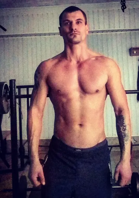 Я Александр, 42, из Гродно, ищу знакомство для постоянных отношений