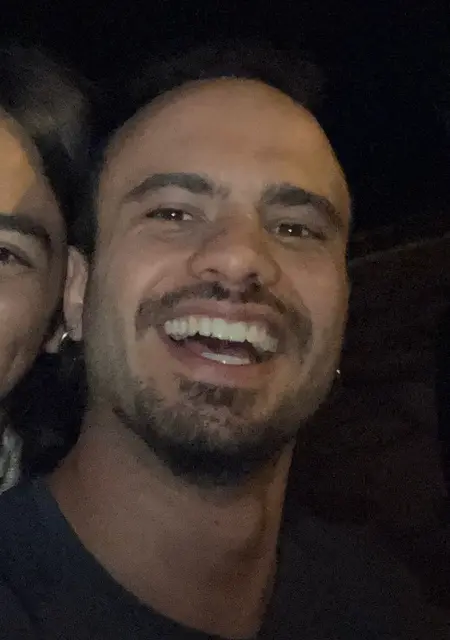 Gianluca из Турина, мне 28, познакомлюсь для вирта