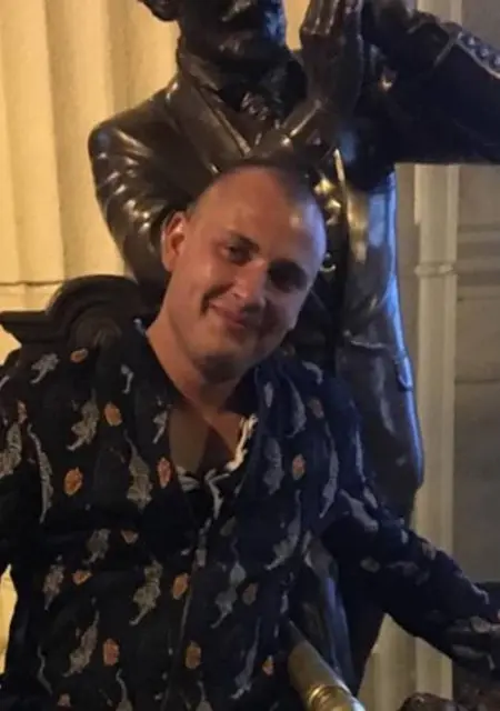 Руслан из Каменского, ищу на сайте знакомства на одну ночь