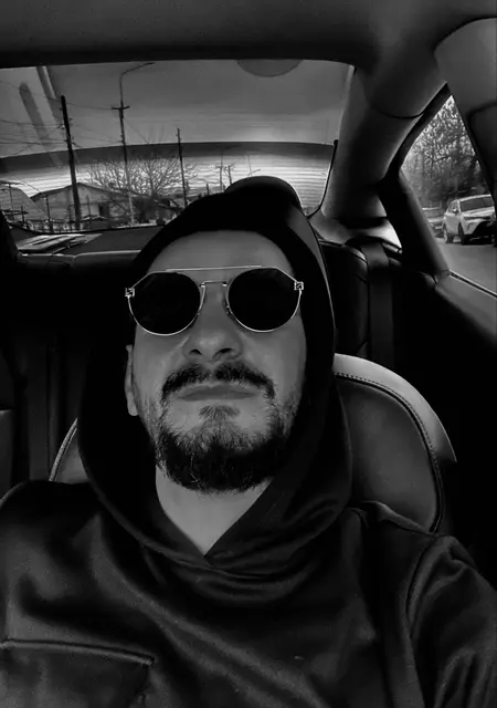 Местный из Еревана, мне 38, познакомлюсь для приятного времяпровождения