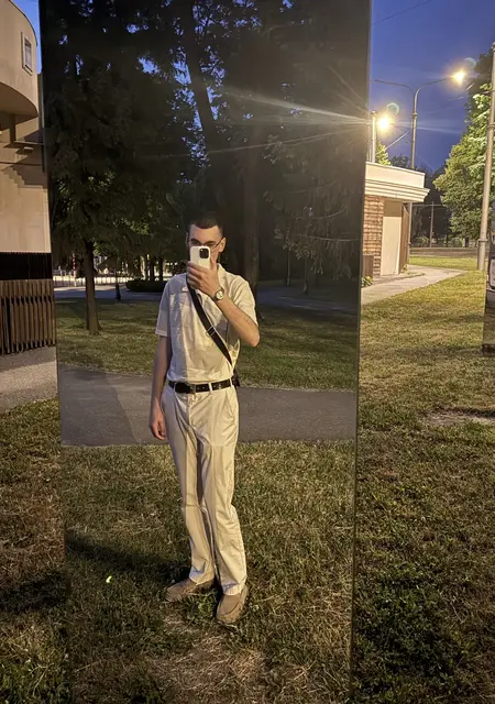 Костя з Харкова, мені 18 років, познайомлюсь без зобов'язань