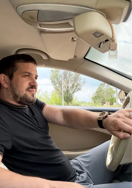 Руслан з Бердянська, шукаю на сайті спілкування