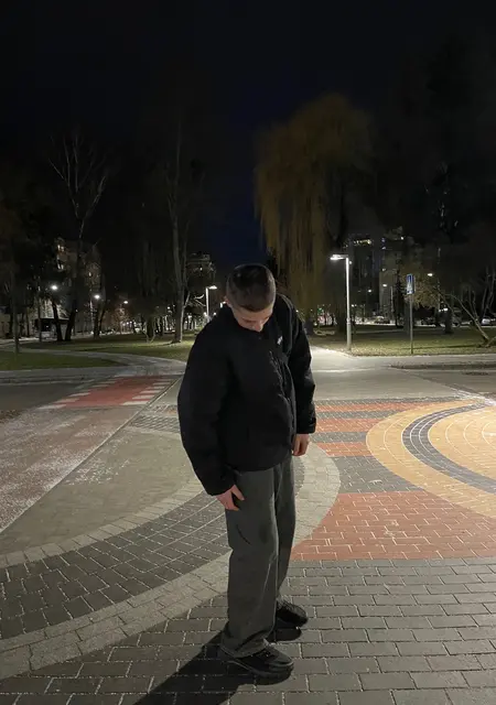 Я Arseniy, 19, из Винницы, ищу знакомство для дружбы