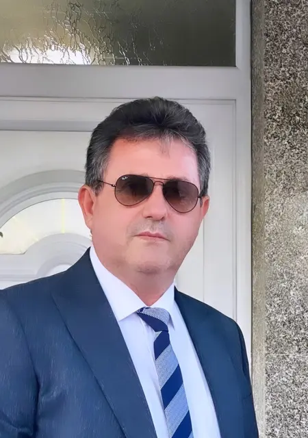 Я Meda, 48, знакомлюсь на одну ночь в Женеве