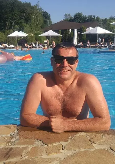 Я Антон, 40, знакомлюсь без обязательств в Одессе