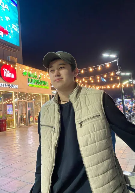 Ерасыл из Астаны, ищу на сайте знакомства на одну ночь