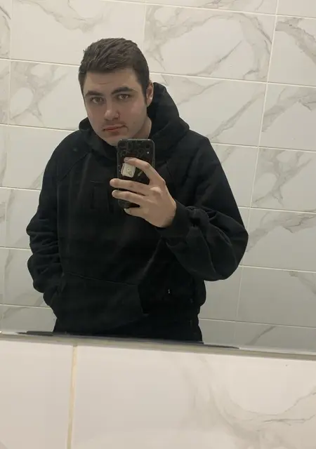 Ali-Murza from London, looking for friendship