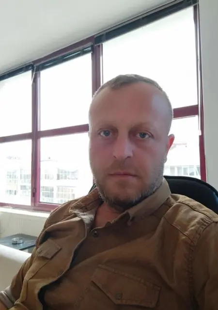 Я Brahim, 42, из Анкары, ищу знакомство для совместных путешествий