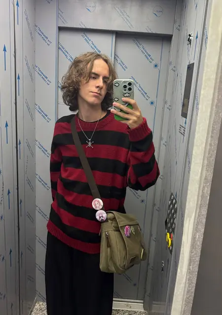 Я Коми, 18 років, знайомлюсь без зобов'язань у Харкові