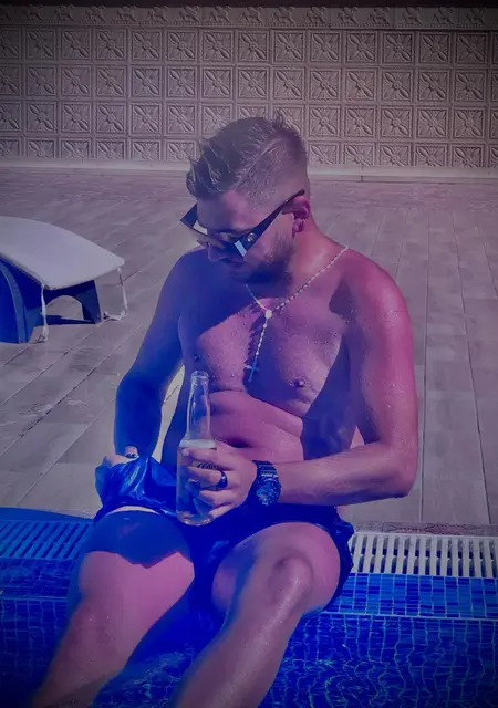 Gibbi из Бакэу, мне 33, познакомлюсь для приятного времяпровождения