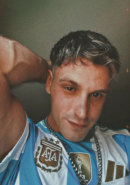 Jose Jiménez из Куэнки, мне 29, познакомлюсь для дружбы