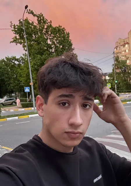 Я Артем, 24, из Полтавы, ищу знакомство для общения