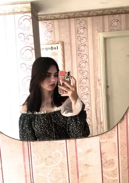 Vika из Киева, мне 18, познакомлюсь для вирта