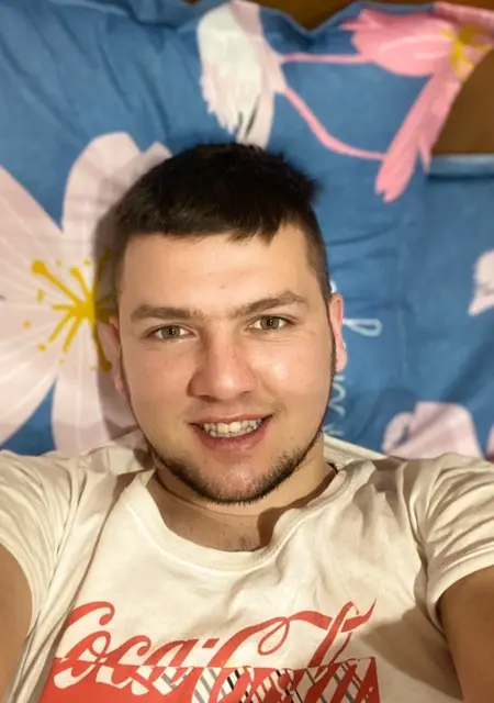 Ярослав из Броваров, мне 31, познакомлюсь для открытые отношения