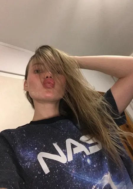 Я Яна, 22, из Львова, ищу знакомство для общения