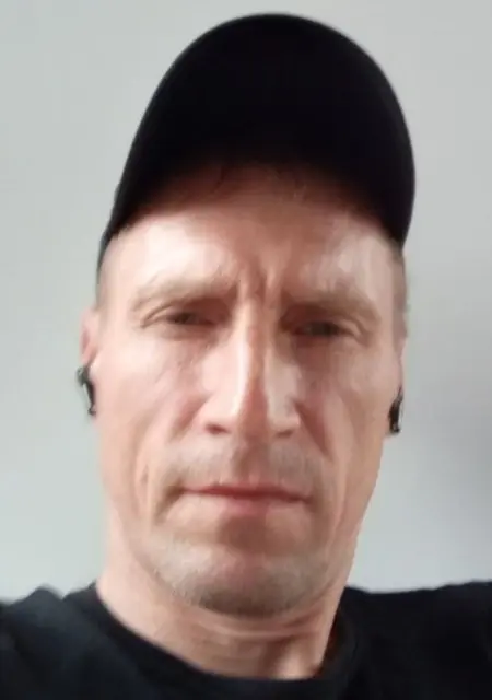 Макс из Брянки, мне 44, познакомлюсь для дружбы