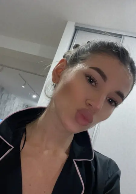 Я Ela, 27, из Познани, ищу знакомства на одну ночь