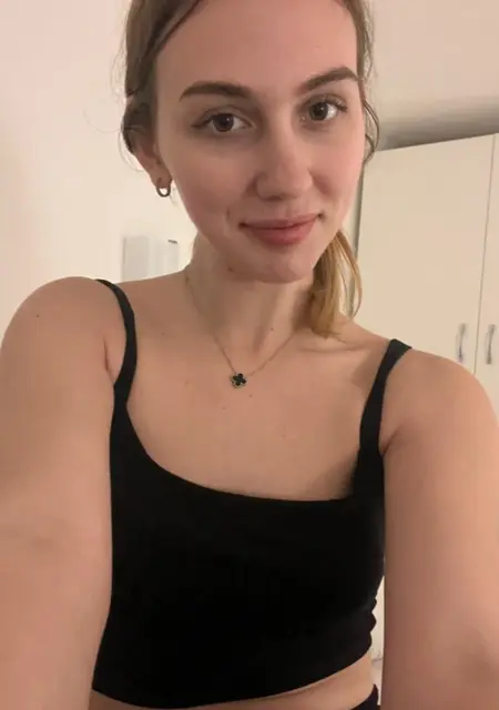 Лиза из Баку, мне 27, познакомлюсь без обязательств