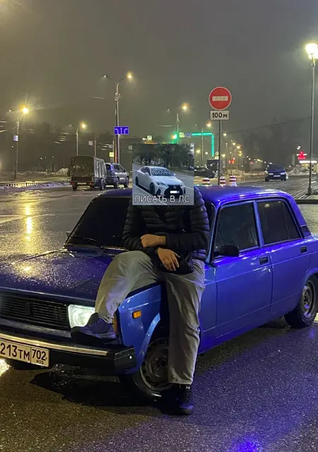 Я Денис, 21, знакомлюсь для общения в Локарно