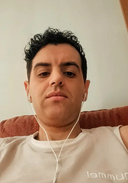 Atif Bengharda de Madrid, busco en el sitio lío de una noche