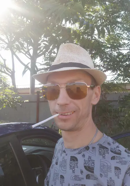 Я Александр, 39, знакомлюсь для открытые отношения в Краматорске