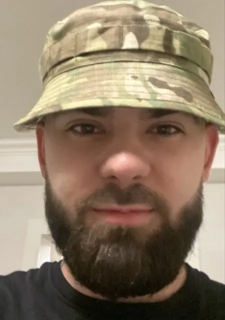 Maksim з Києва, мені 30 років, познайомлюсь для відкриті стосунки