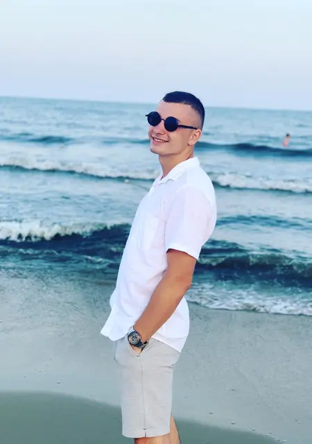 Я Максім, 25, знакомлюсь без обязательств в Хмельницком