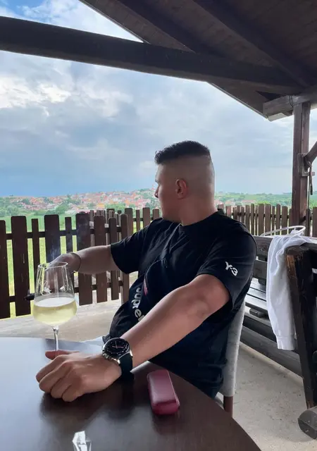 Сергей из Николаева, ищу на сайте знакомства на одну ночь