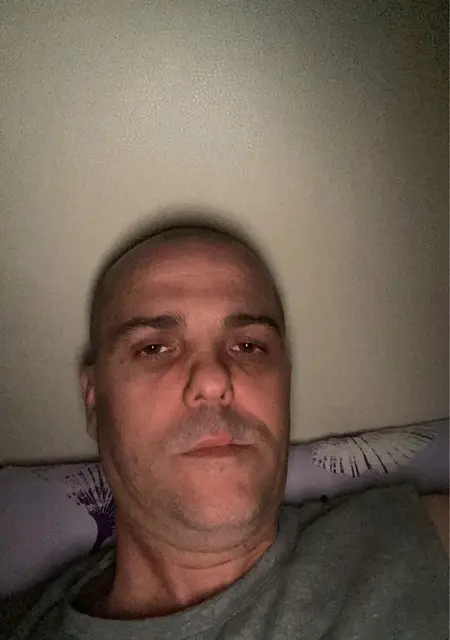 Guitz из Берна, мне 45, познакомлюсь для открытые отношения