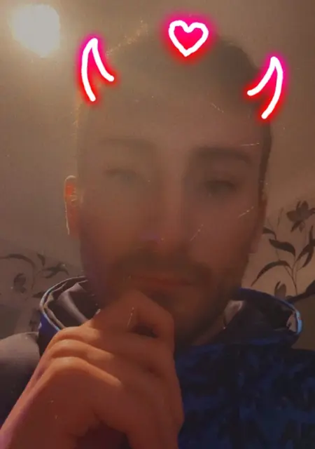 I'm Damien, 26 from Sunderland, seeking connections for no strings attached