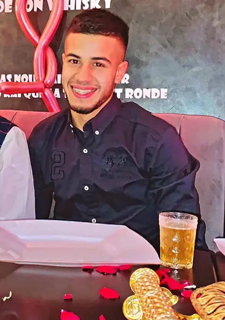 Amine de Madrid, tengo 27 años, listo para conocer para lío de una noche