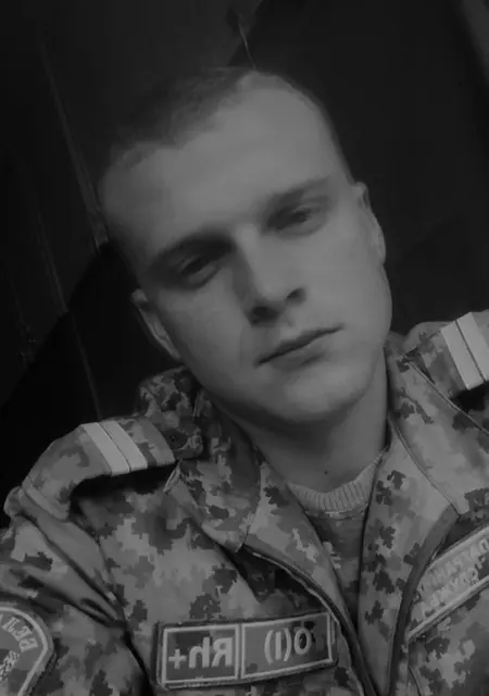 Егор из Речицы, мне 23, познакомлюсь для приятного времяпровождения