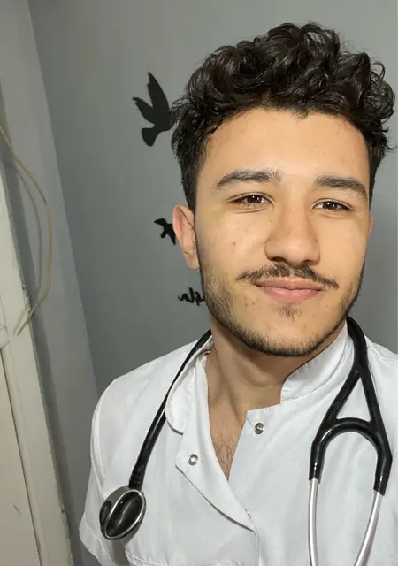 Mehmet Emin из Эдессущих, мне 22, познакомлюсь для дружбы