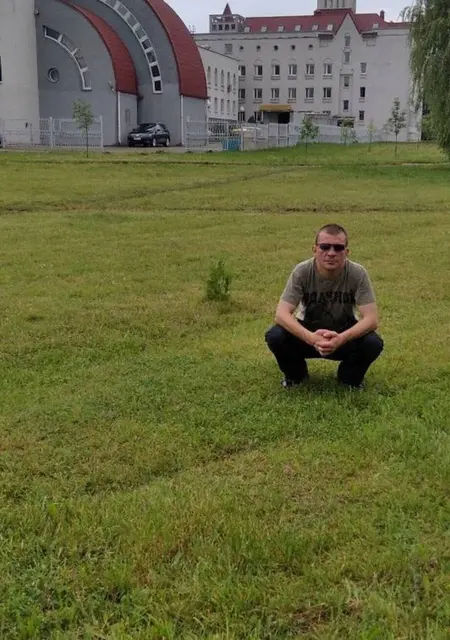 Александр из Барановичей, ищу на сайте знакомства без обязательств