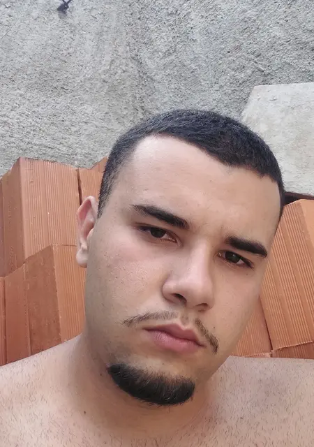 Я Michael, 25, из Сан-Жуан-да-Боа-Виста, ищу знакомство для вирта