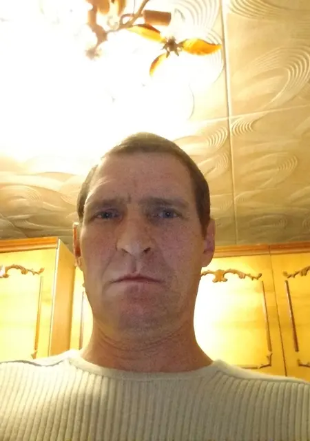 Владимир з Новопскова, мені 44 років, познайомлюсь на одну ніч