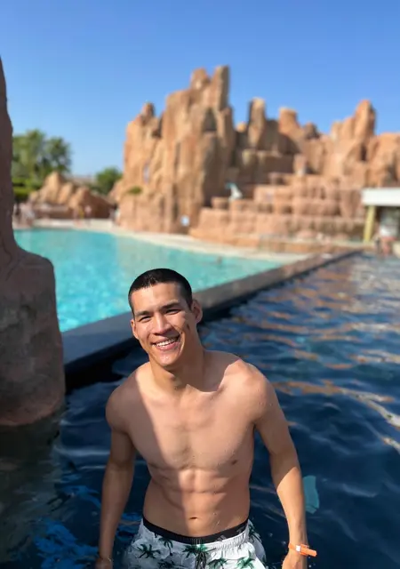 Асет из Астаны, ищу на сайте знакомства на одну ночь