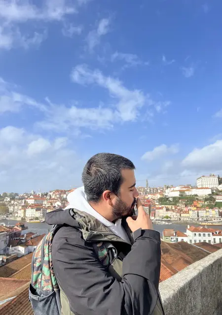 Alex из Понтеведра, мне 24, познакомлюсь на одну ночь