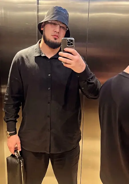 Amir из Баку, мне 30, познакомлюсь для приятного времяпровождения