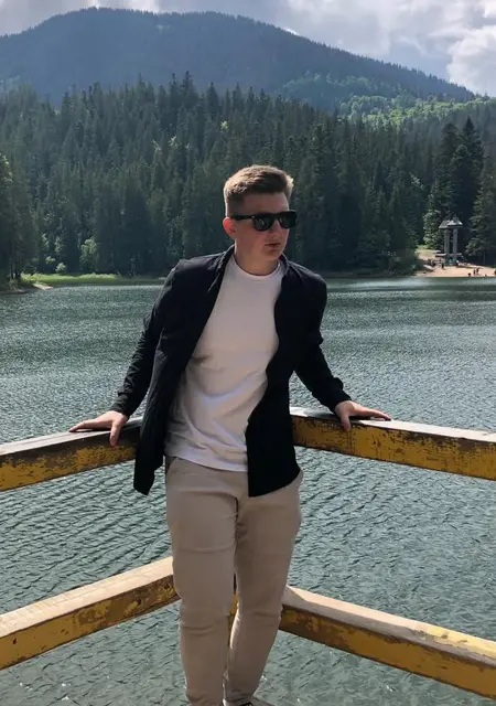 Я Www, 18, из Запорожья, ищу знакомство для вирта