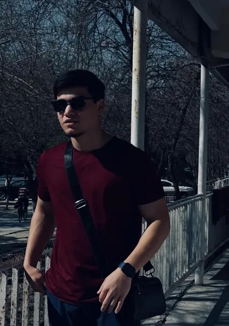 Я Asilbek, 19, из Самарканда, ищу знакомства на одну ночь