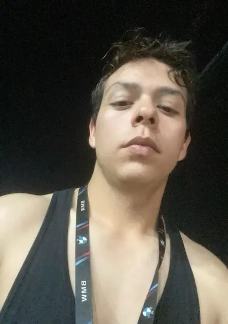 Juan Carlos из Тихуана, ищу на сайте знакомства на одну ночь